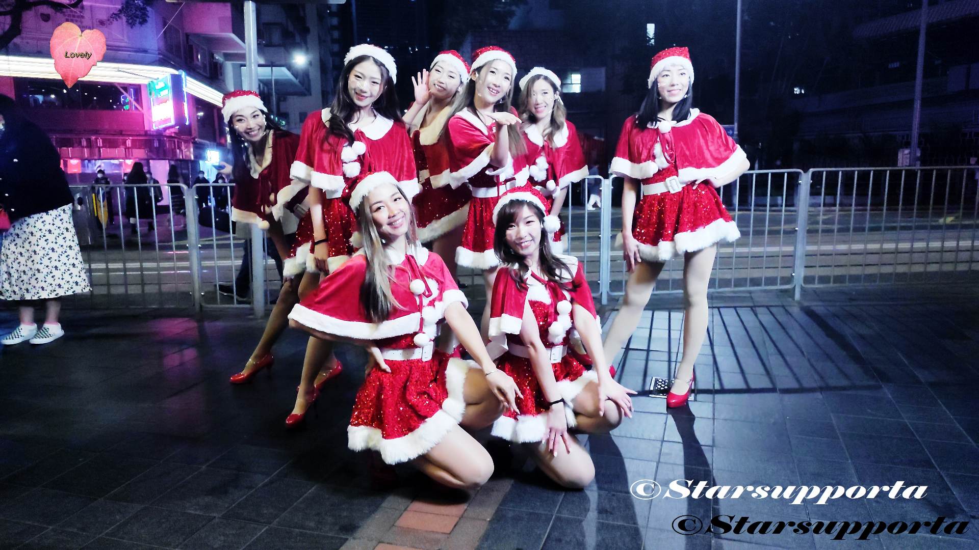 20221224 Xmas Girls Dancing Show @ In front of HONG KONG Woo Cheong Pawn Shop